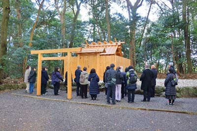 社殿が真新しい御船神社